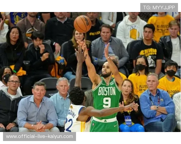 马祖拉末节上加尔扎摆五外阵容，空间创造怀特攻筐机会