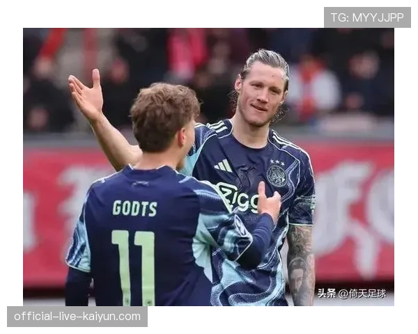 闪电进球:朗斯对阵雷恩,开场17秒即取得领先 闪电进球:朗斯对阵雷恩,开场17秒即取得领先